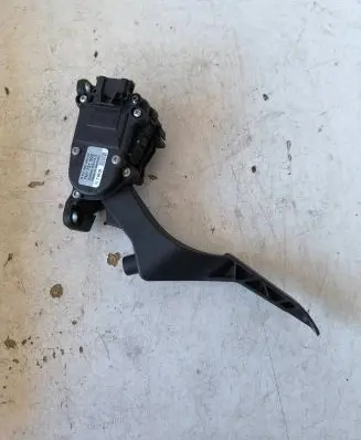 Volkswagen Transporter - Caravelle T5 Accelerator throttle pedal 7H1721503 6PV00849503