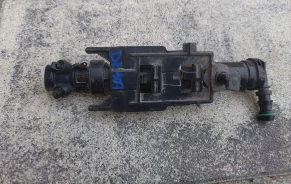Mercedes-Benz Sprinter W906 Headlight washer spray nozzle A9068600447