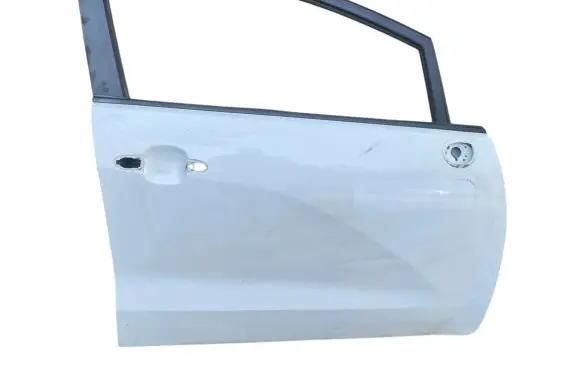 KIA Rio Front door