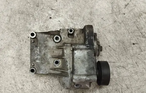 Mercedes-Benz E W124 Other engine bay part 1022360830