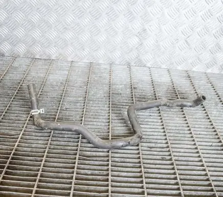 Volvo XC90 Engine coolant pipe/hose 31338302