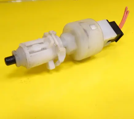 Brake pedal sensor switch