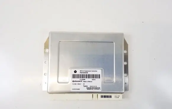 Jeep Grand Cherokee Air suspension control unit module (rear) P68250080AB