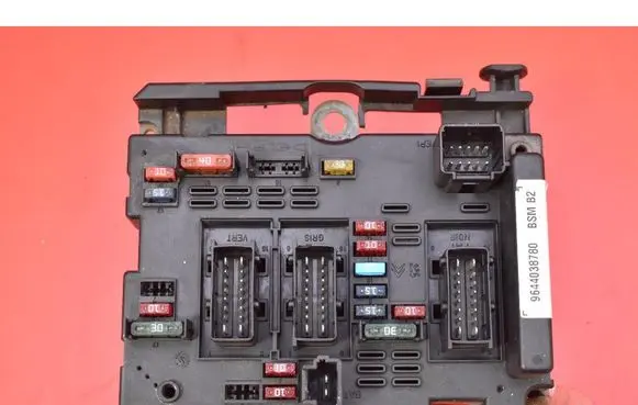 Peugeot 307 Fuse box set 9644038780