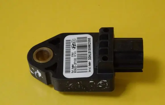 Hyundai Getz Airbag deployment crash/impact sensor 95920-2F100