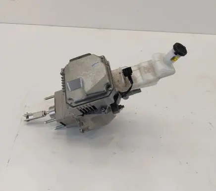 Nissan Leaf II (ZE1) ABS Pump EAC103504A