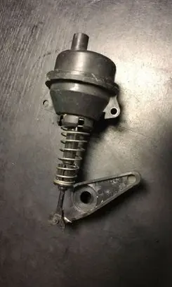 Mercedes-Benz Vito Viano W638 Vacuum valve 133280B