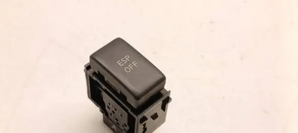 Nissan Qashqai+2 ESP (stability program) switch 