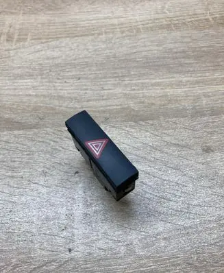 Audi A6 S6 C6 4F Hazard light switch 4F0941509 9751216