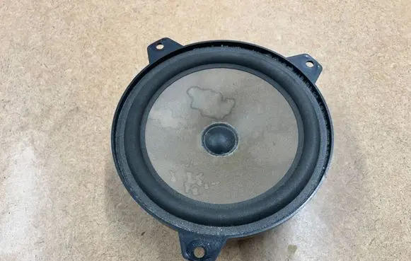 BMW 3 E46 Parcel shelf speaker 65138368233 8368233