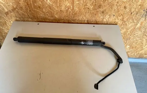 BMW X5 F15 Tailgate/trunk strut/damper 7294469