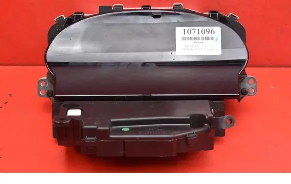 Toyota Yaris Verso Speedometer (instrument cluster) 216558645