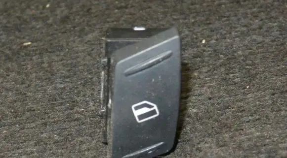 Skoda Octavia Mk2 (1Z) Electric window control switch 1Z0959855