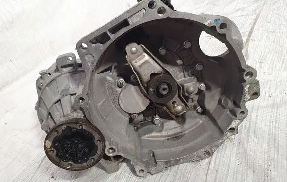 Volkswagen Golf VII Manual 5 speed gearbox qyb 1.6tdi 1600cm