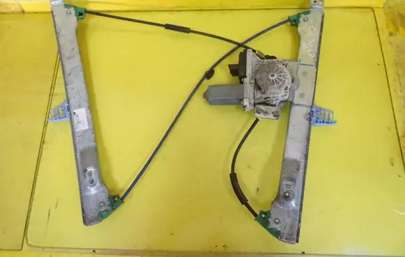 Front door window regulator with motor