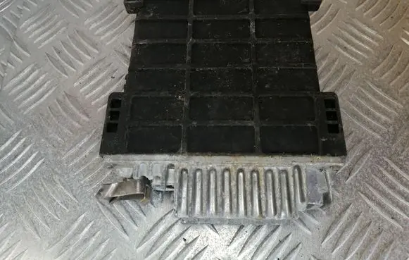 Mercedes-Benz E W124 Engine control unit/module 0075451532 280800286