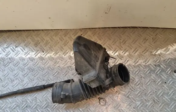 Mitsubishi Grandis Air intake duct part MR993560 MN1109065 MN110905