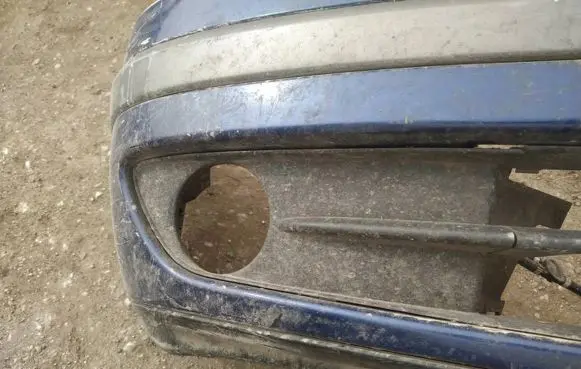 Renault Laguna II Front bumper lower grill
