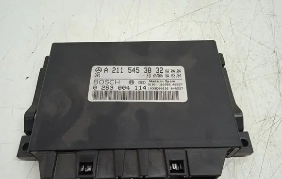 Mercedes-Benz E W211 Parking PDC control unit/module 2115453832