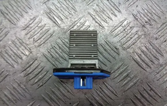 Chevrolet Lacetti Heater blower fan relay 