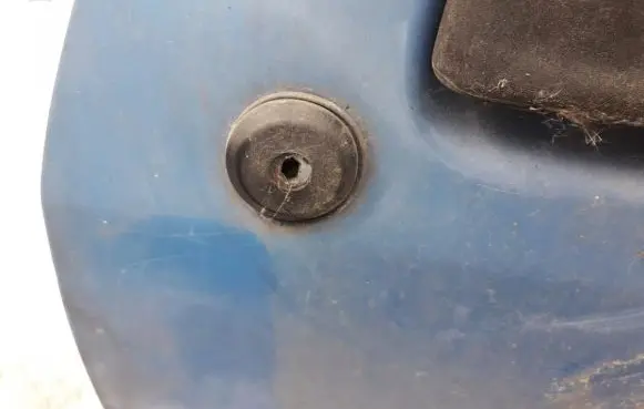 Ford Fiesta Front door lock (next to the handle) 