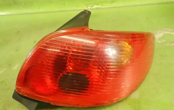 Peugeot 206 Rear/tail lights
