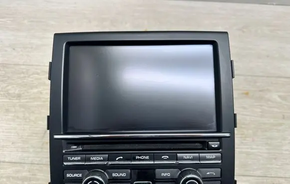 Porsche Cayenne (92A) Radio/CD/DVD/GPS head unit 95864296322 7PP035593D 958642970AX