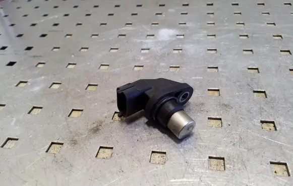 Camshaft position sensor
