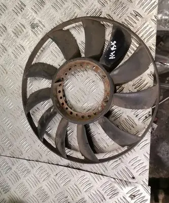 Audi A4 S4 B5 8D Fan impeller 058121301b