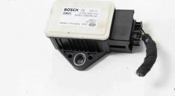 Jaguar XF X250 Acceleration sensor 8W8314B296AC 0265005772
