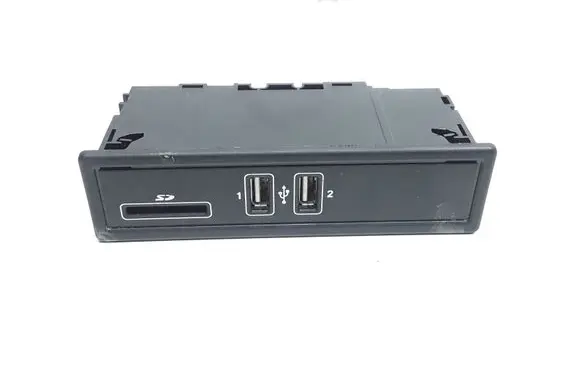 Mercedes-Benz C W205 USB socket connector A2058200226