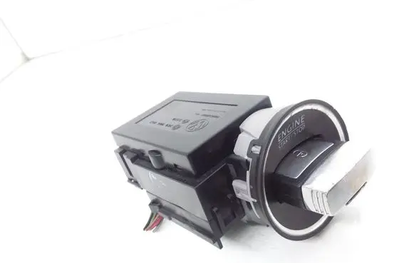 Volkswagen PASSAT B6 Ignition lock 3C0905843M