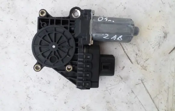 Jaguar X-Type Rear door window regulator motor 0130821948
