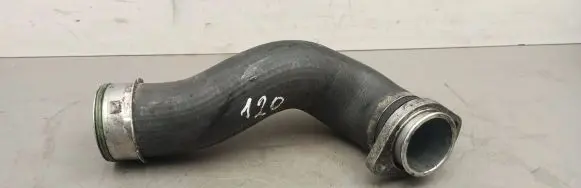 BMW 1 E81 E87 Intercooler hose/pipe 52075444