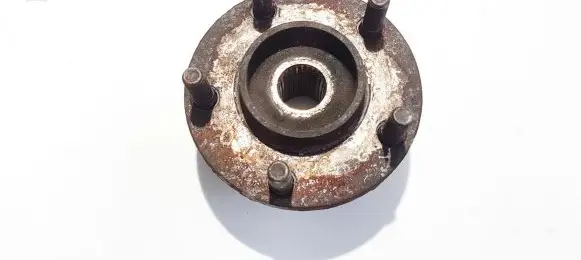 Chrysler Voyager Front wheel hub 
