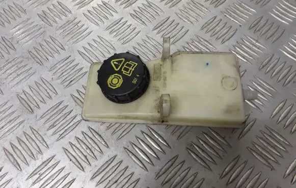 Ford C-MAX I Brake fluid reservoir 