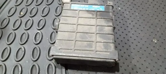 Mercedes-Benz 190 W201 Engine control unit/module 0280800100 0025453632