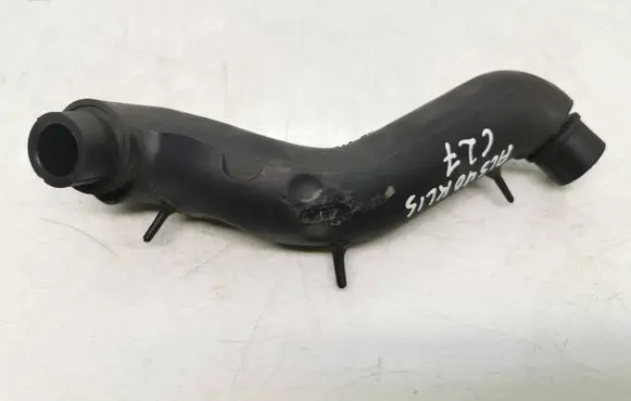 Mercedes-Benz A W169 Breather hose/pipe A6400100882