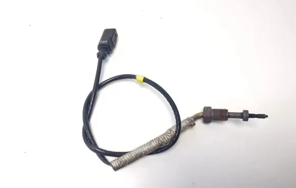 Audi A3 S3 8V Exhaust gas temperature sensor 04L906088AR