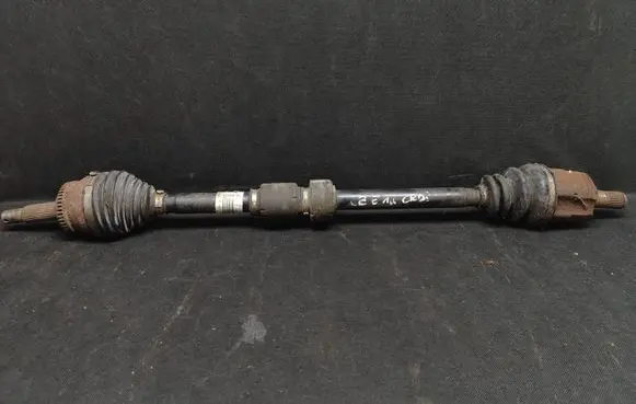 KIA Pro Cee'd I Front driveshaft