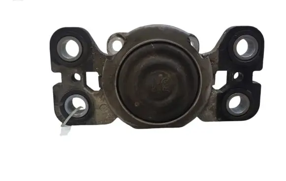 Engine mount bracket