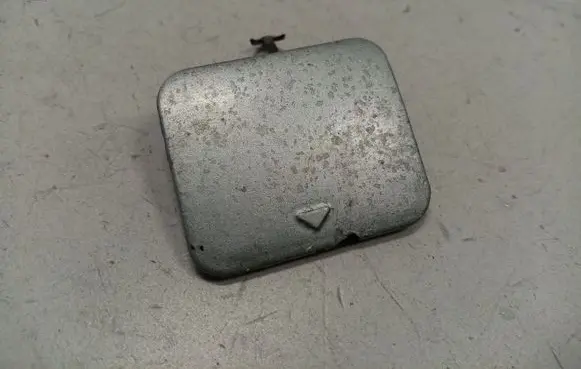 Front tow hook cap/cover
