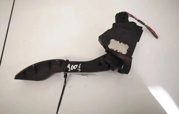 Toyota Auris 150 Accelerator throttle pedal 7811002020 78110-02020