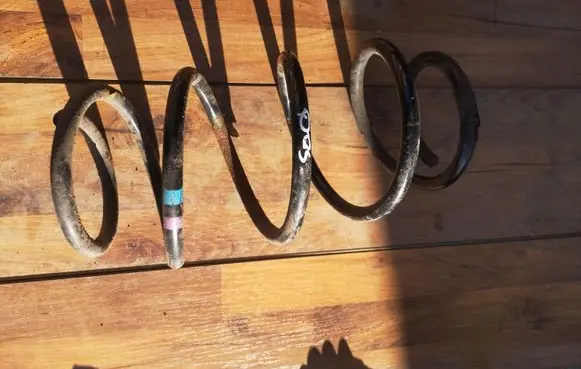 Nissan Qashqai Front coil spring