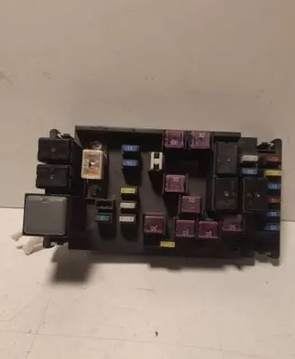 Subaru Legacy Fuse box set MB100200B 82241AG070 806175