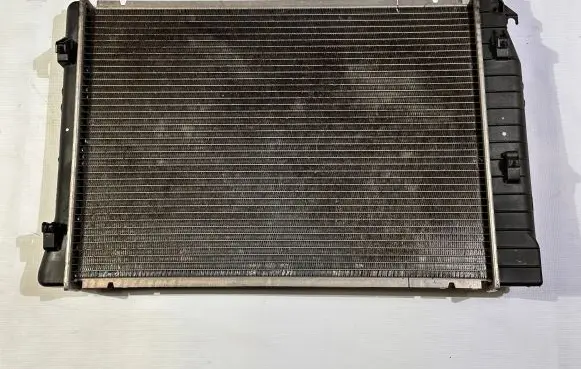 Chevrolet Corvette C5 Coolant radiator 52474597