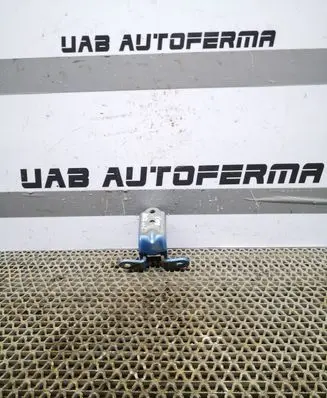 Hyundai i30 Front door upper hinge A046057