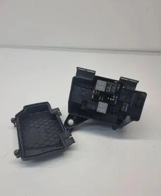 Mercedes-Benz C W205 Fuse box set A2055402428