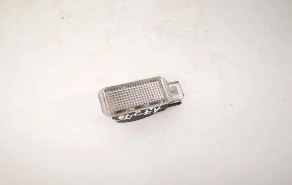 Volkswagen PASSAT B5.5 Other interior light 3b0947415b