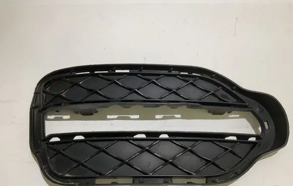 Mercedes-Benz GLK (X204) Front bumper lower grill A2048857223